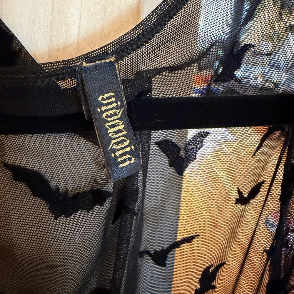 Videnoir Black Sheer Bat robe - Picture 2 of 3